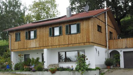 Aufstockung mit Holzfassade nachher